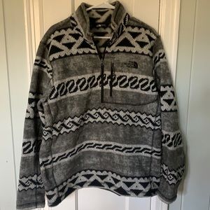 Men’s quarter zip North face